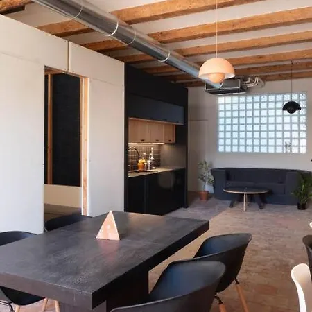 Heart Of Marseille, Loft Atypical & Spacious , Perfect For Couple And Couple With 1 Small Kid, Perfect For 2 Friends Buitenkant foto